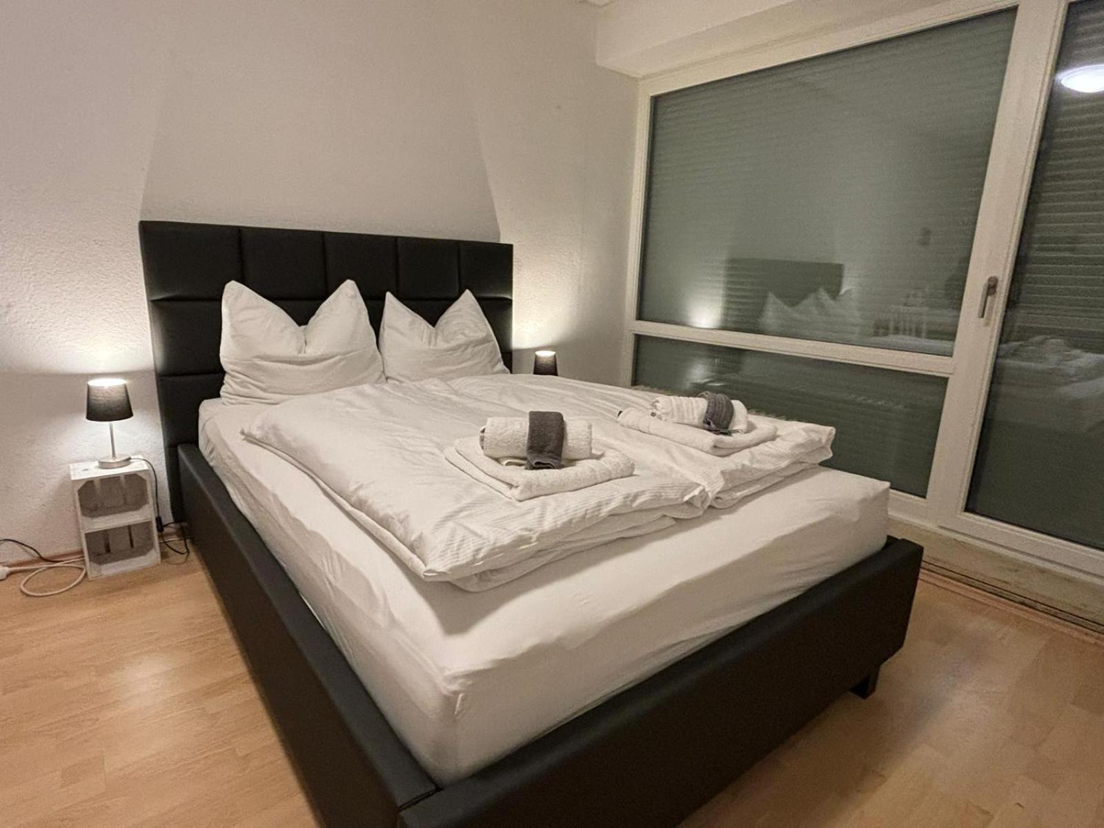 Stadtnahe Wohnung Mit Terrasse Hoechberg ภายนอก รูปภาพ